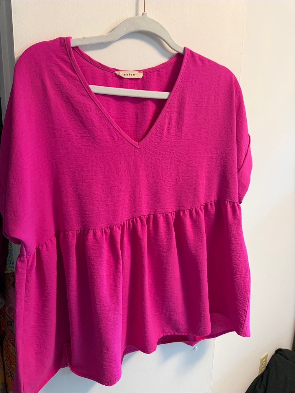 entro Fuchsia V-Neck Peplum Tunic